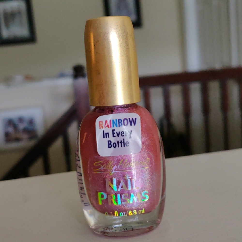 Sally Hansen Nail Prisms (Holo) - blush diamond